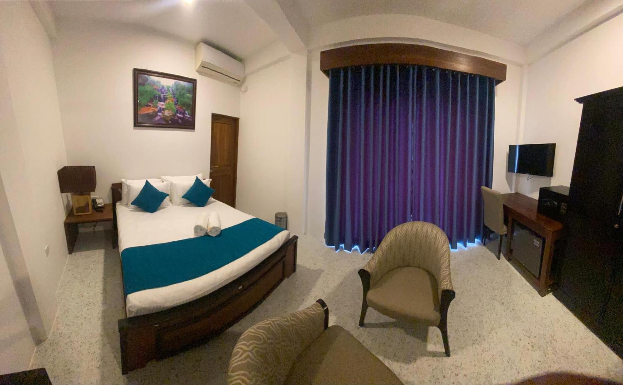Trinco Beach Resort Trincomalee Esterno foto