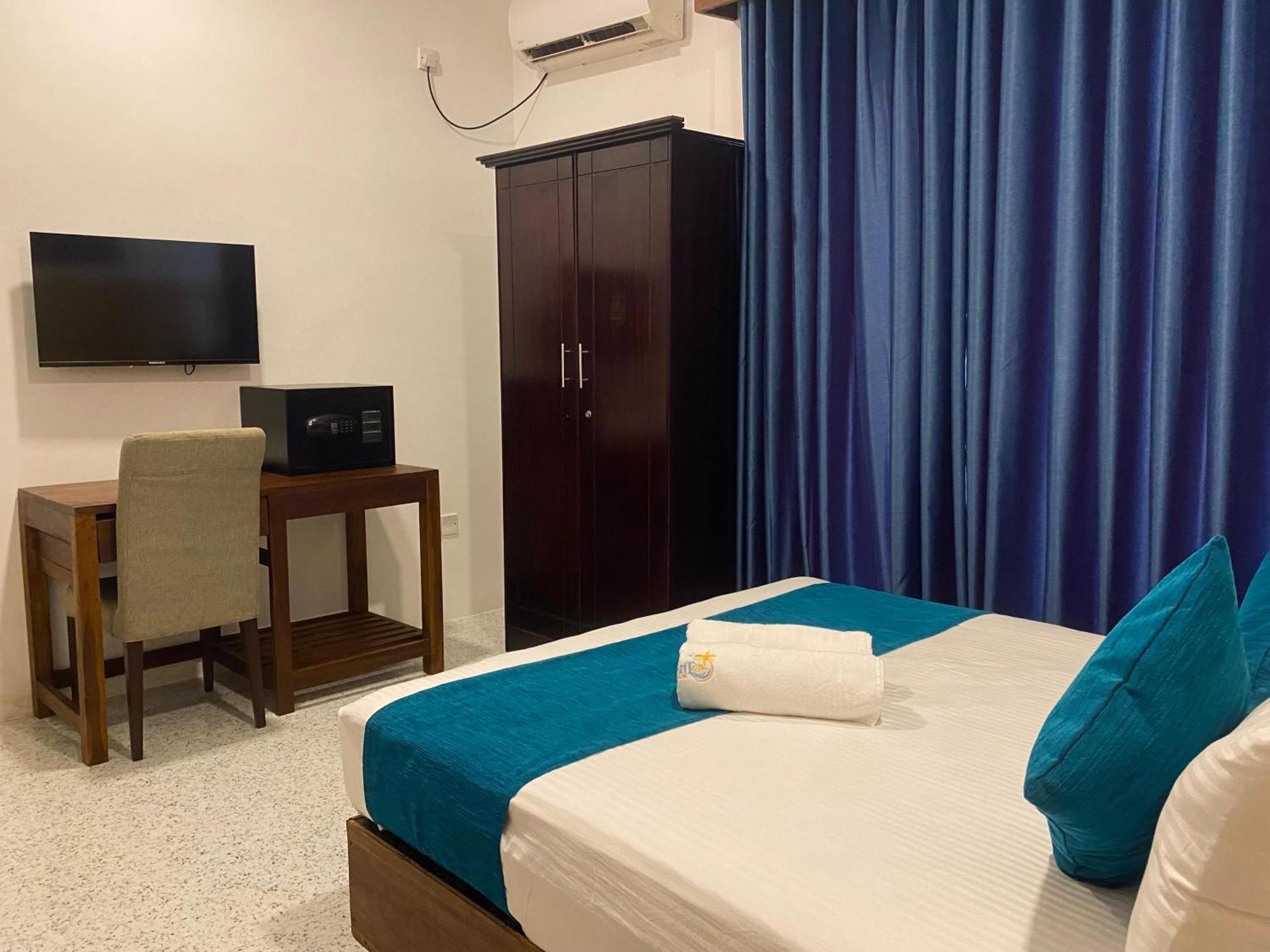 Trinco Beach Resort Trincomalee Esterno foto